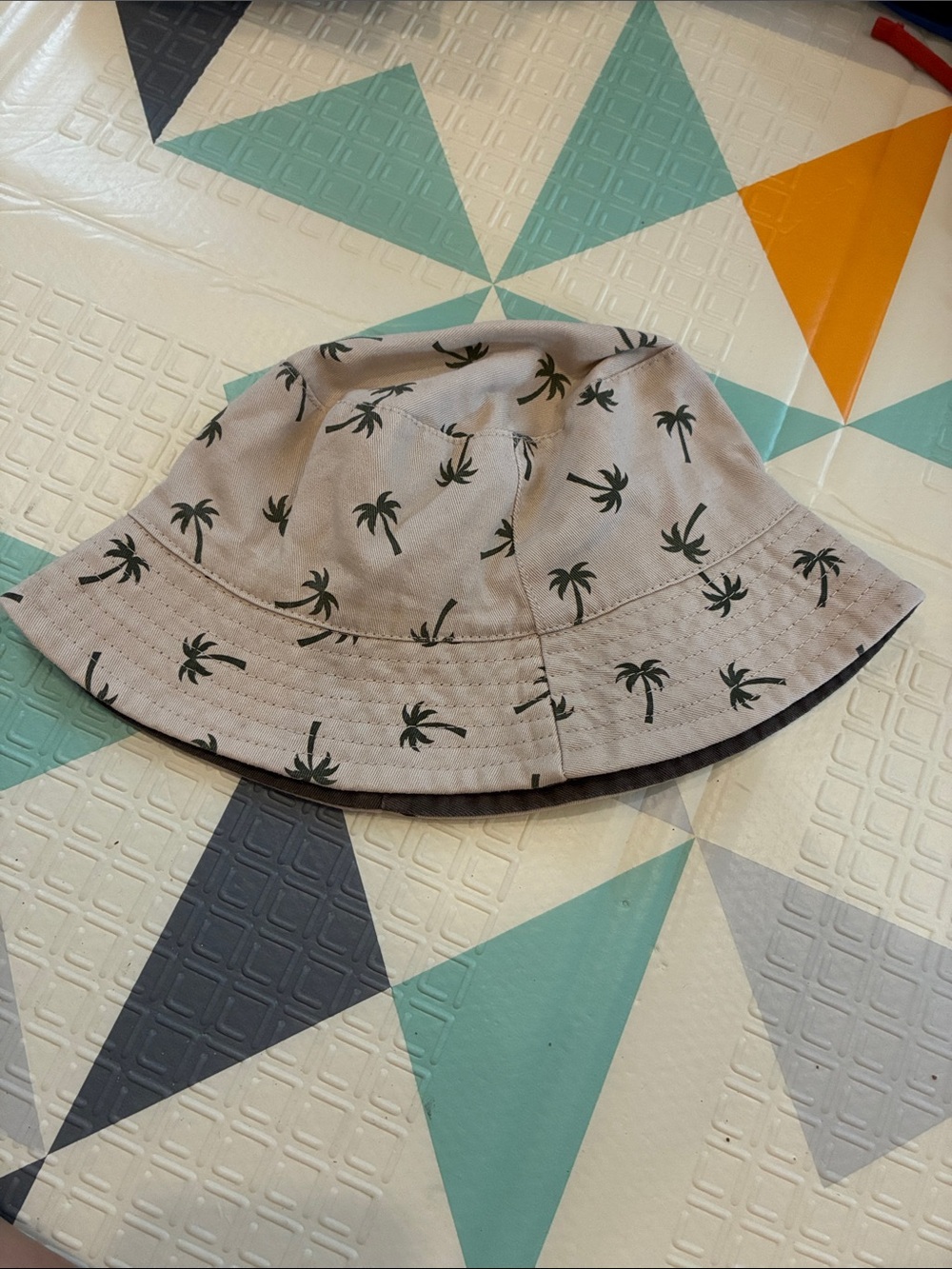 20/25$ 🧸 Kids Palm Tree Bucket Hat - Beige